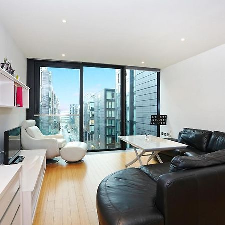 Ferienwohnung Altido Modern 2Bed With Free Parking In The Iconic Quartermile Edinburgh Exterior foto