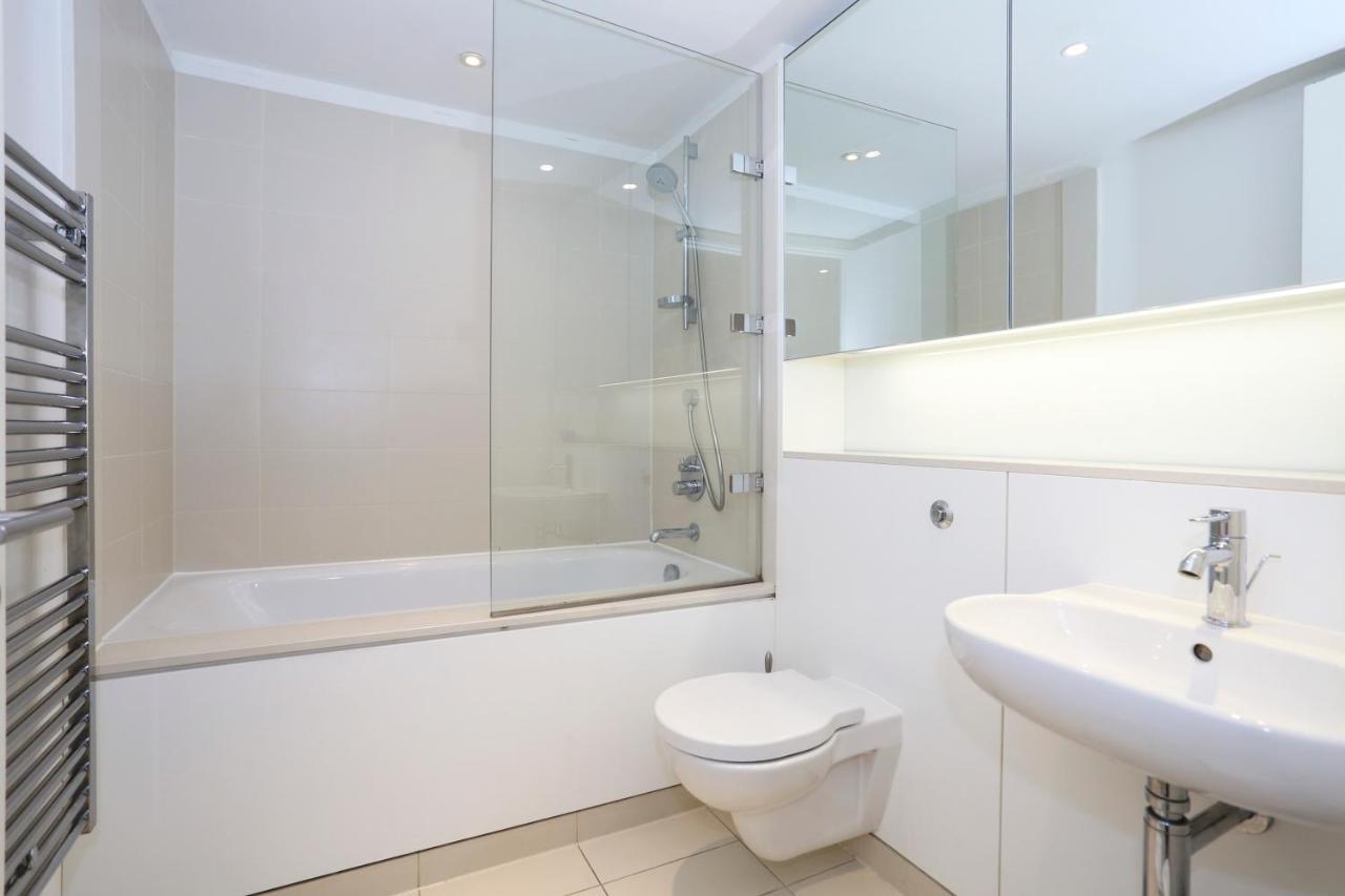 Ferienwohnung Altido Modern 2Bed With Free Parking In The Iconic Quartermile Edinburgh Exterior foto